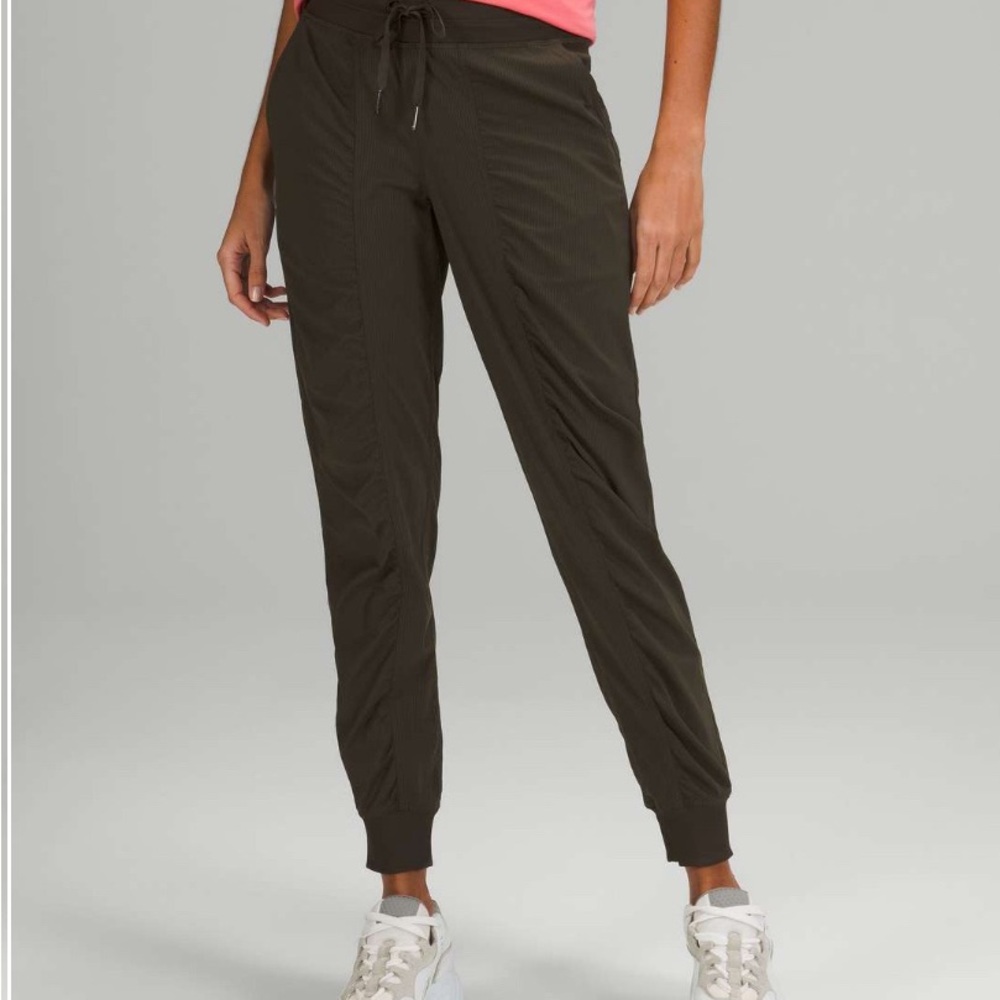 Lululemon Dark Olive Dance Studio Jogger 8/Medium